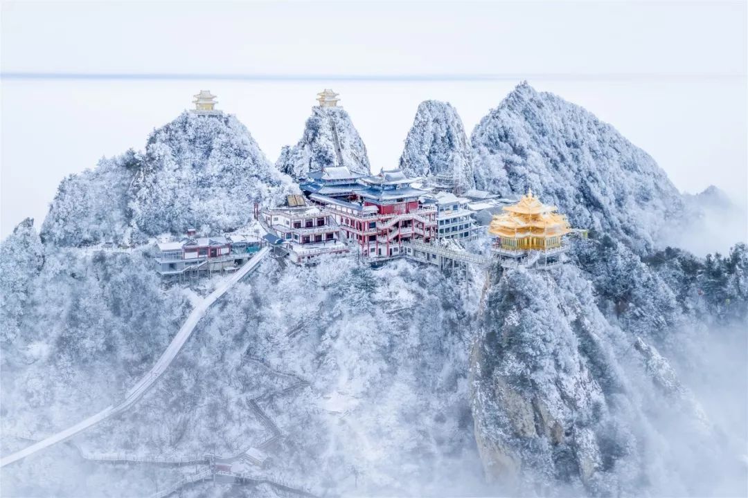 老君山雪景1（百度）.jpg